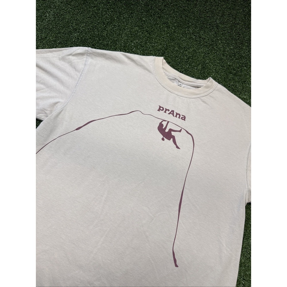 Men's prAna Short Sleeve T-Shirt Mountain Rock Climbing Outdoor Hiking Tan LG
